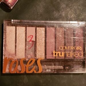 CoverGirl trunaked roses eyeshadow palette